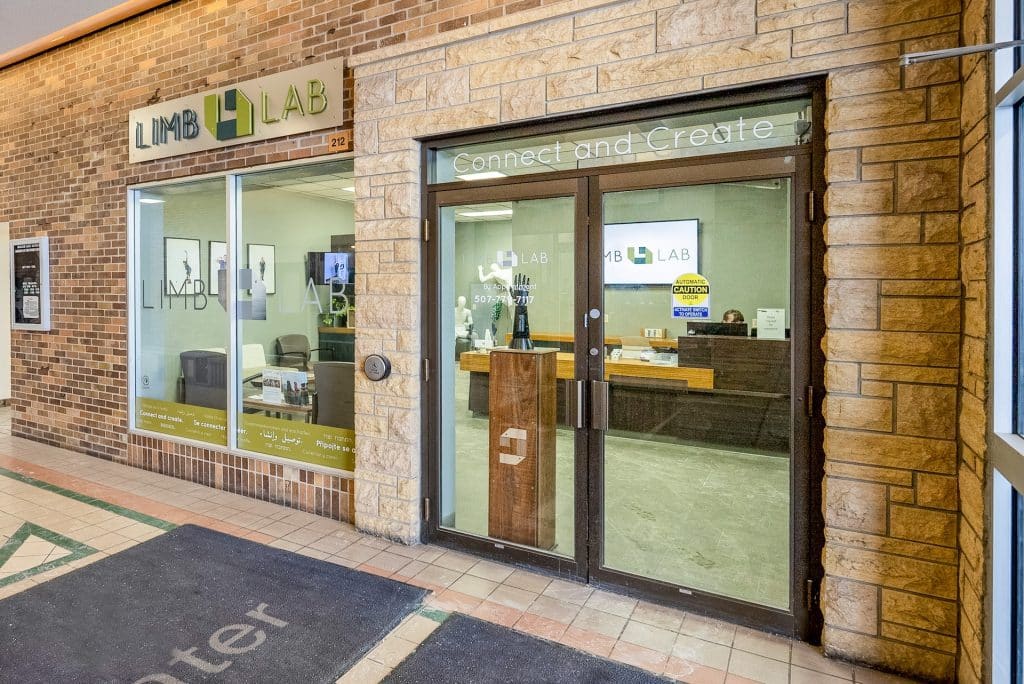 Limb Lab Mankato Front Entrance.